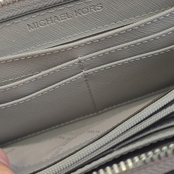 Michael Kors Women's Long Gray Pebbled Leather Zip Wallet - Picture 8 of 13